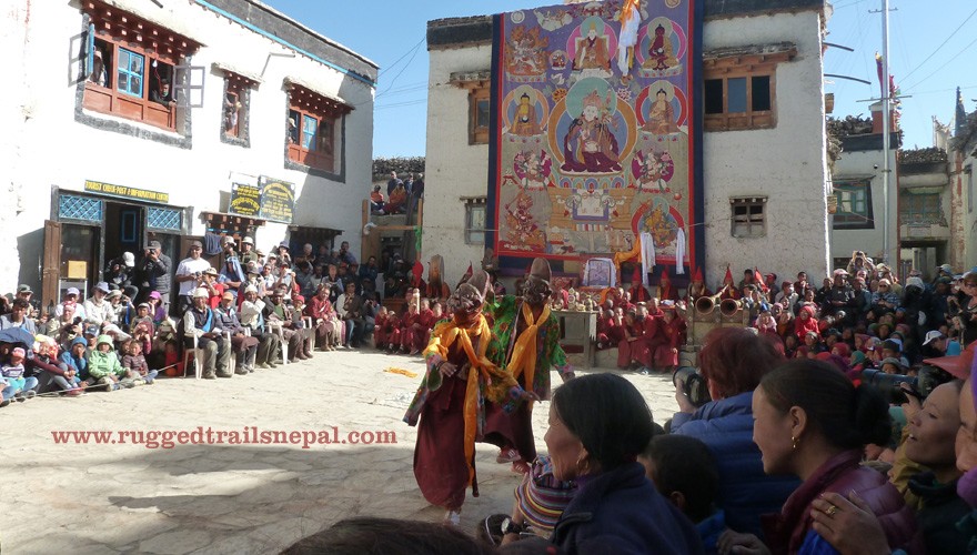 tiji festival trek in upper mustang nepal